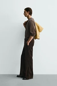 PANTALON FLARE FIT EN VELOURS CÔTELÉ ÉDITION LIMITÉE