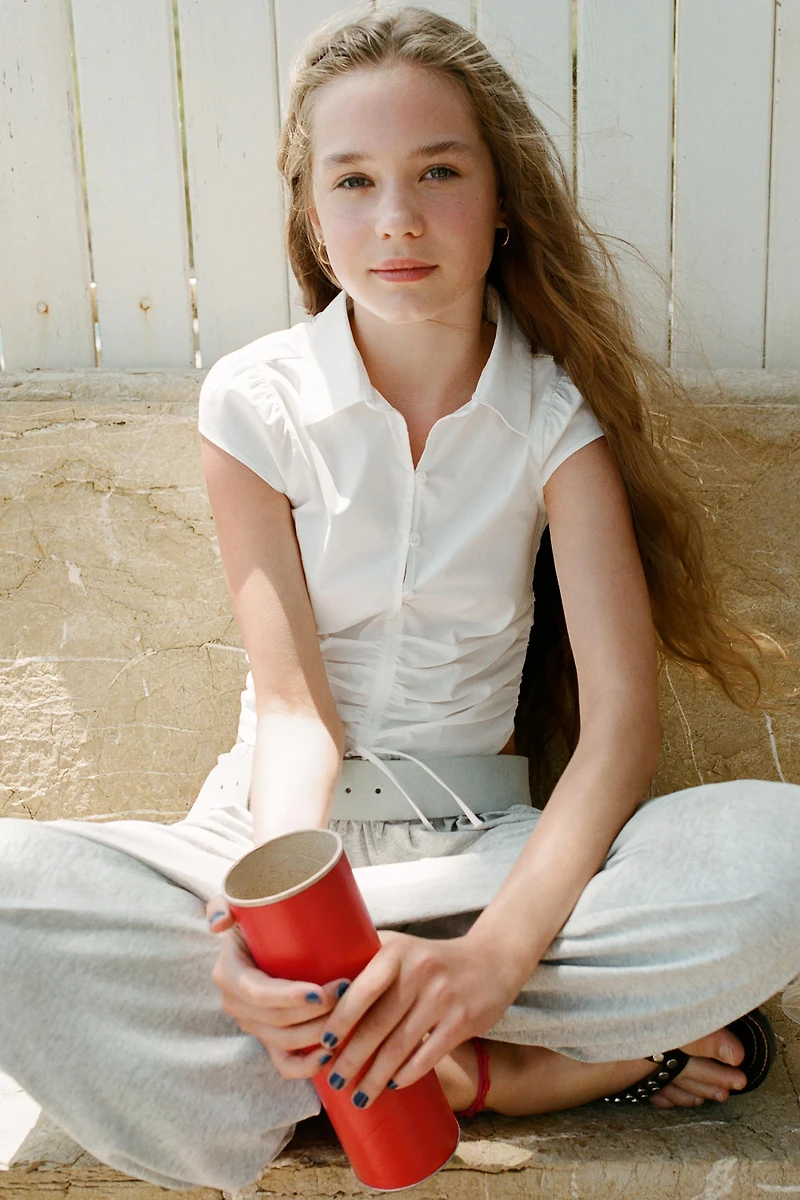 FITTED RUCHED SHIRT