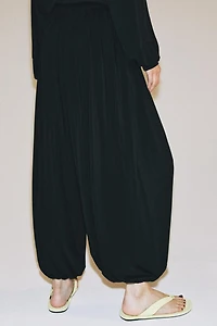 FLOWY BALLOON PANTS