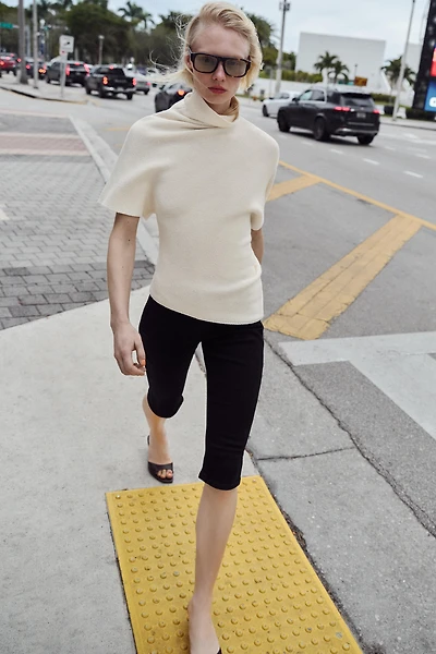 PULL ASYMÉTRIQUE EN MAILLE