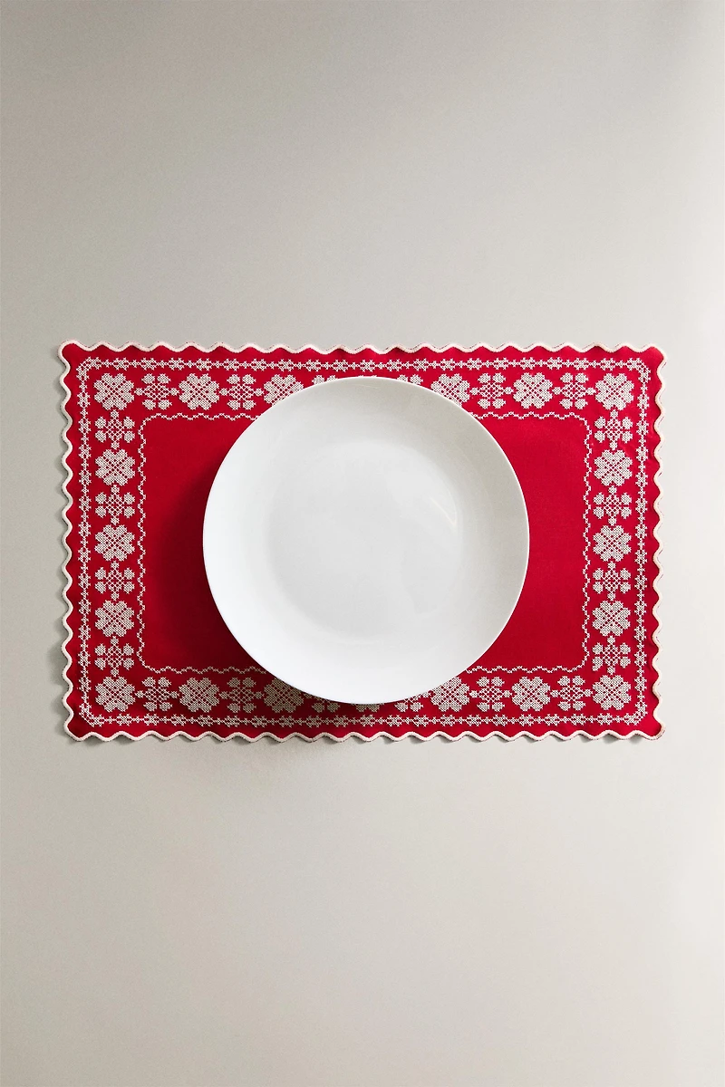 SET DE TABLE BRODÉ GÉOMÉTRIQUE NOËL