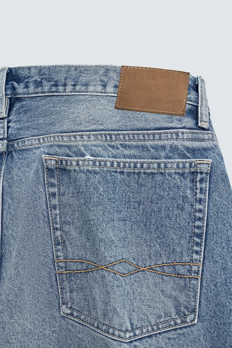 BOOTCUT FIT JEANS