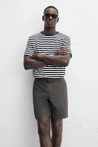 REGULAR FIT PLEATED BERMUDA SHORTS