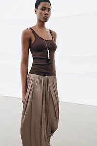 STRAPPY TANK TOP