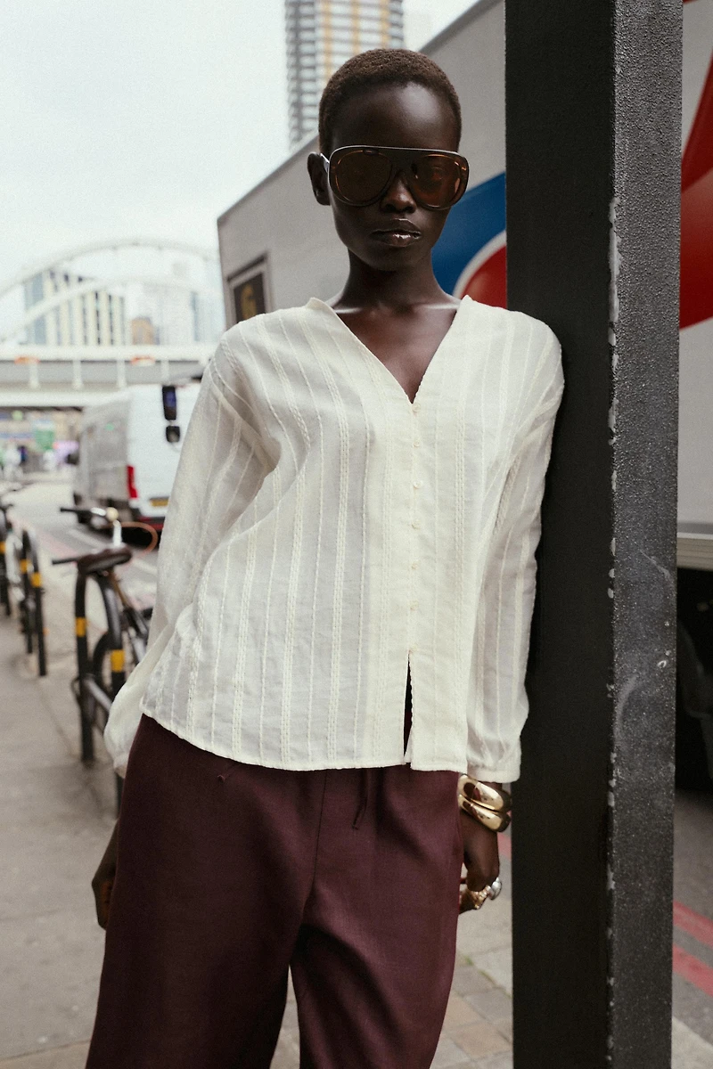 RUSTIC STRIPED BLOUSE