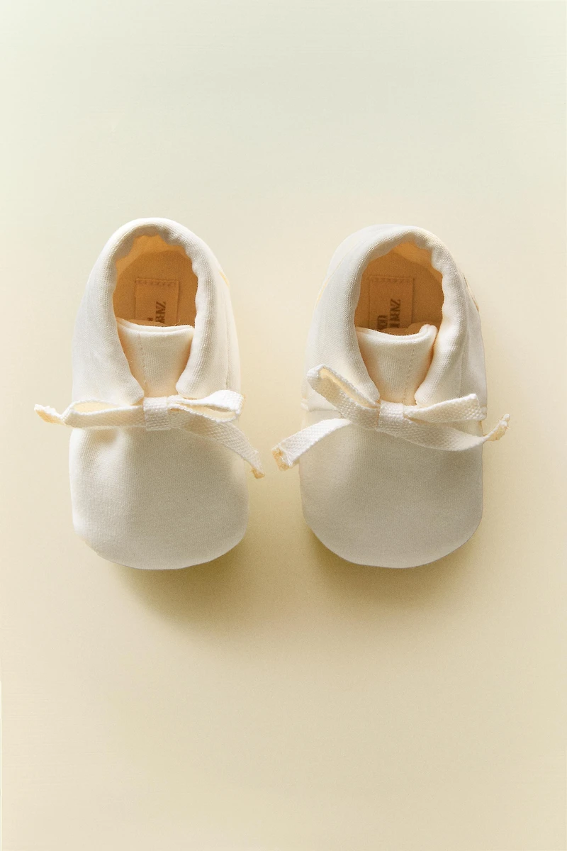 FABRIC BOOTIES