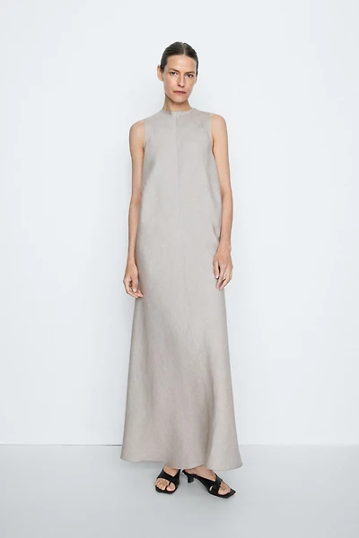 Flowing dress with ruffle detail - STUDIO