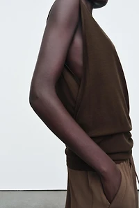 FLOWY MOCK NECK TOP