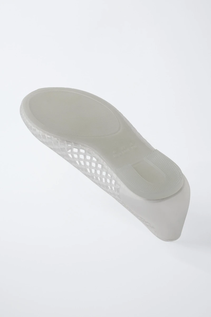 JELLY PUMPS