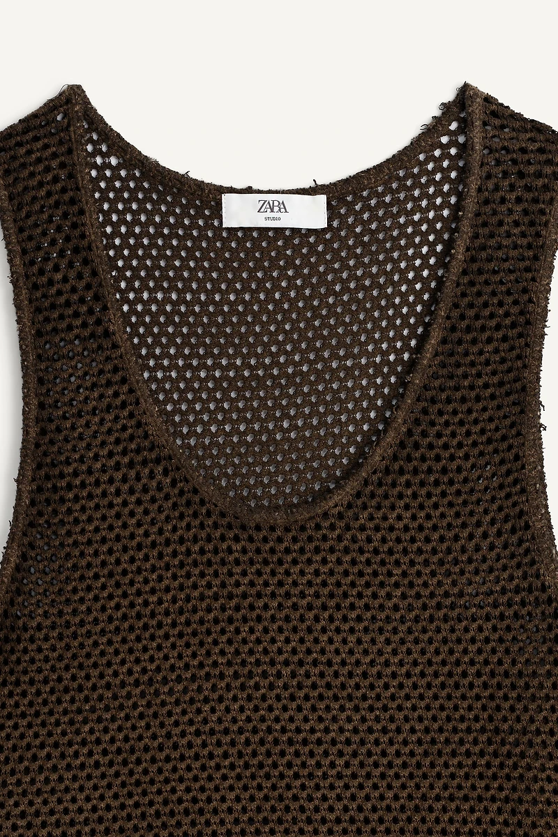 HAUT TANK EN MAILLE CROCHET