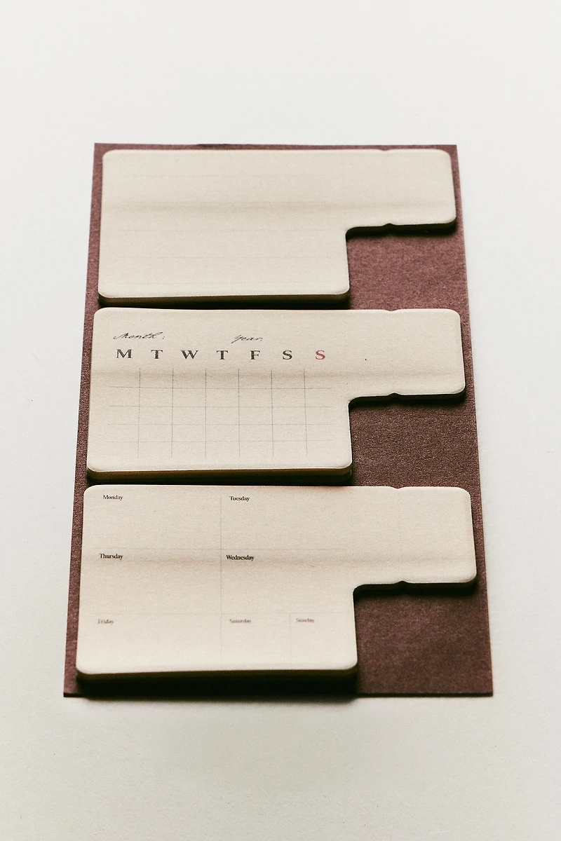 SET OF STICKY NOTES