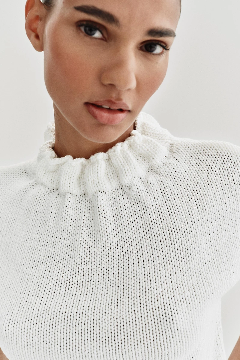 GATHERED NECK KNIT TOP