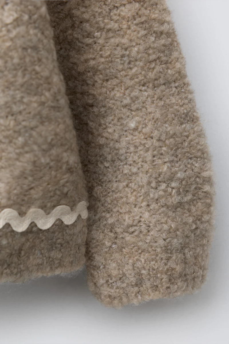 RUFFLE KNIT CARDIGAN