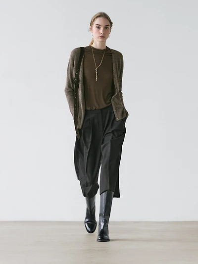 Long 100% wool Bermuda shorts