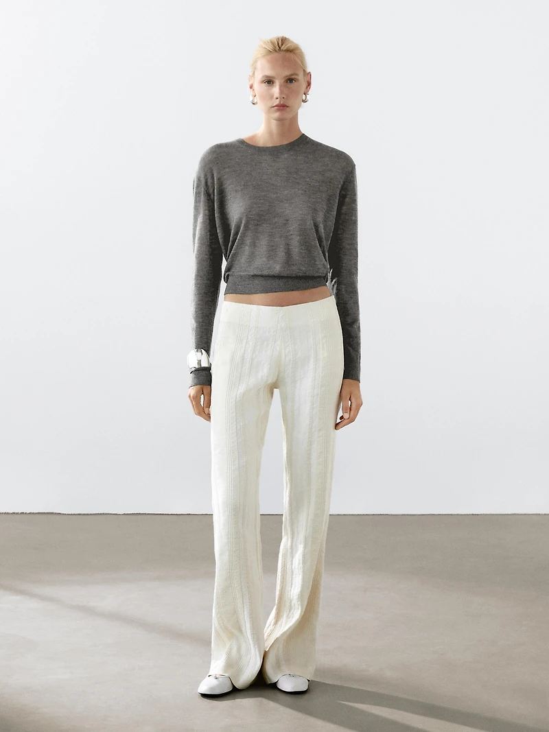 100% cashmere fine knit sweater