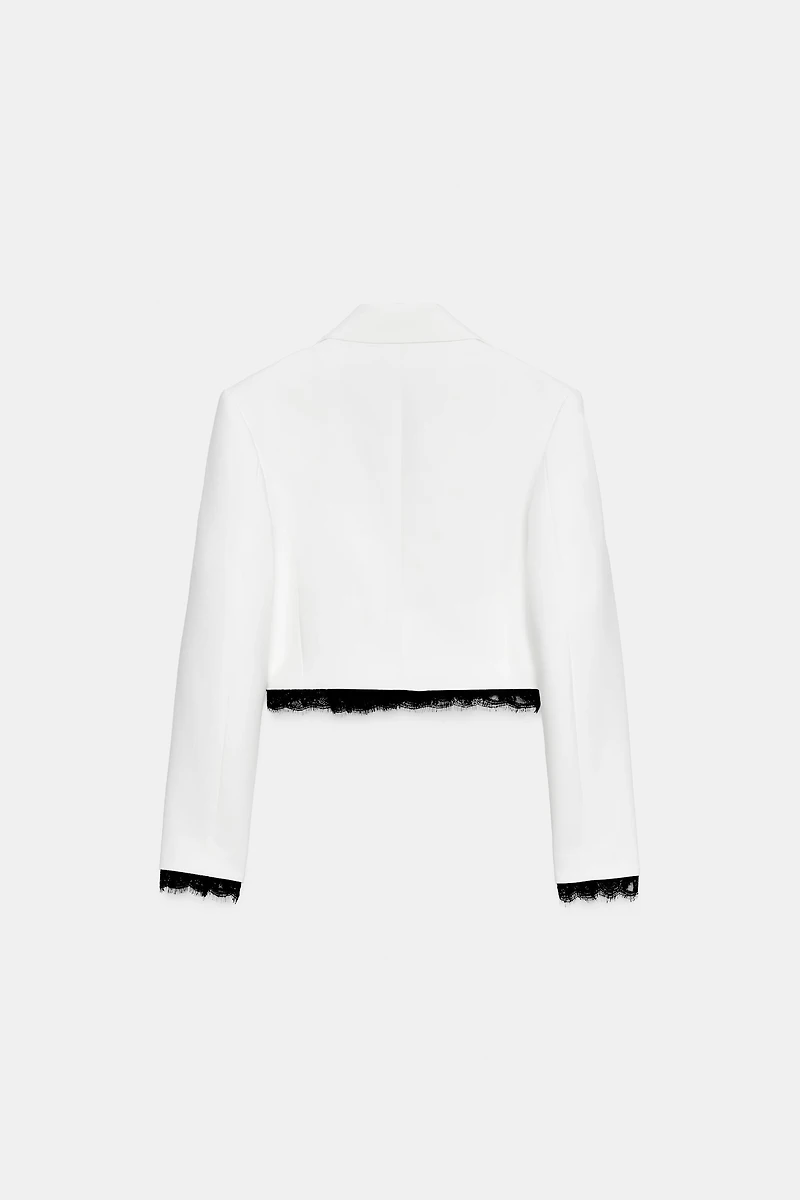 VESTE COURTE DENTELLE