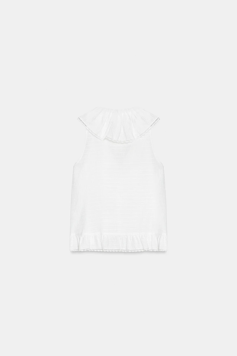LACE TRIM RUFFLED BLOUSE