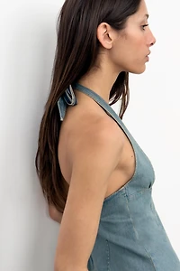 ROBE COURTE À ENCOLURE AMÉRICAINE