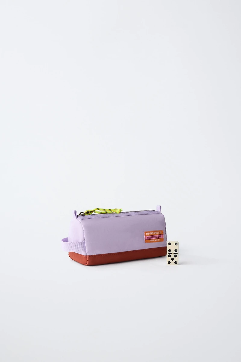 MULTICOLOR TOILETRY BAG