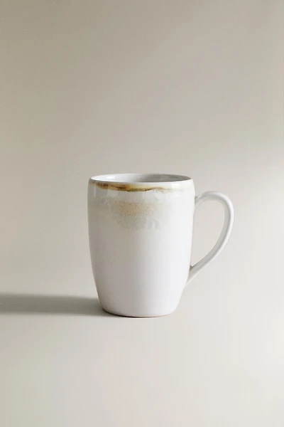 STONEWARE MUG