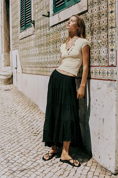 ASYMMETRIC MIDI SKIRT