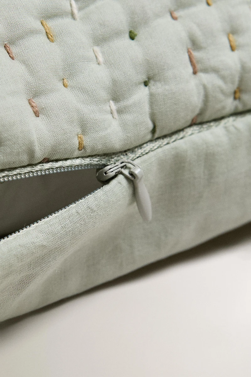 HOUSSE DE COUSSIN SURPIQÛRE