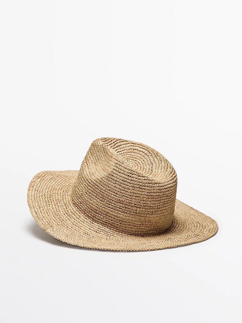 Chapeau raphia