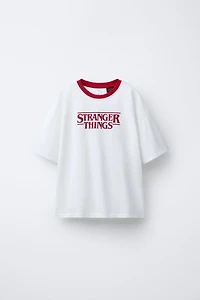 STRANGER THINGS © NETFLIX CONTRAST COLLAR T-SHIRT