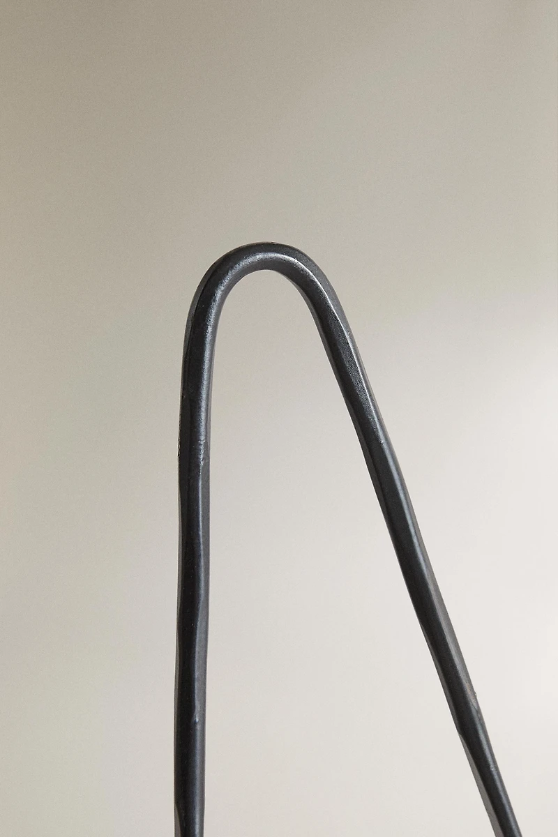 METAL STAND