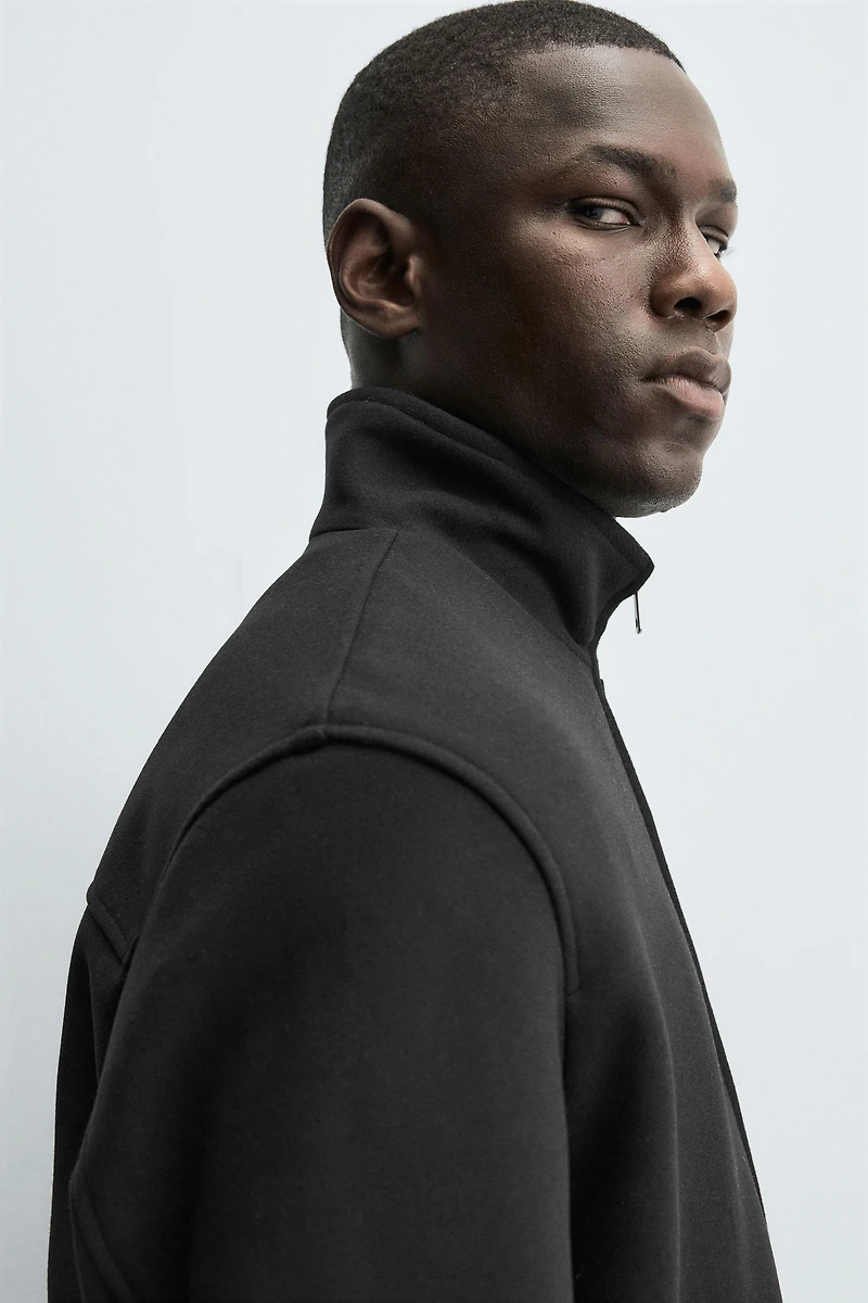 ZIPPERED CLOTH JACKET