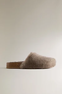 FAUX FUR MULE CLOG SLIPPERS