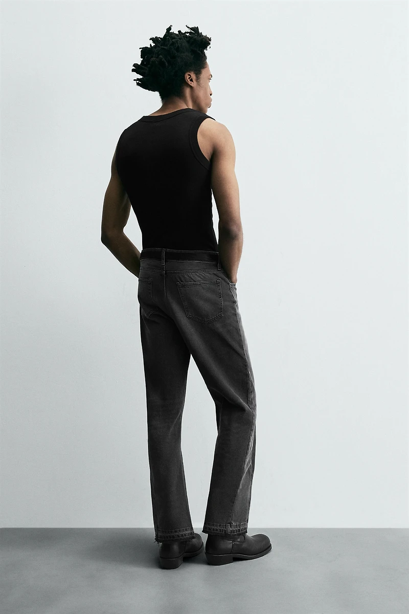 FLARE FIT JEANS