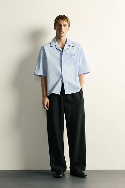 CONTRASTING PIPING RELAXED FIT SHIRT