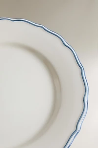 WAVY EARTHENWARE DINNER PLATE