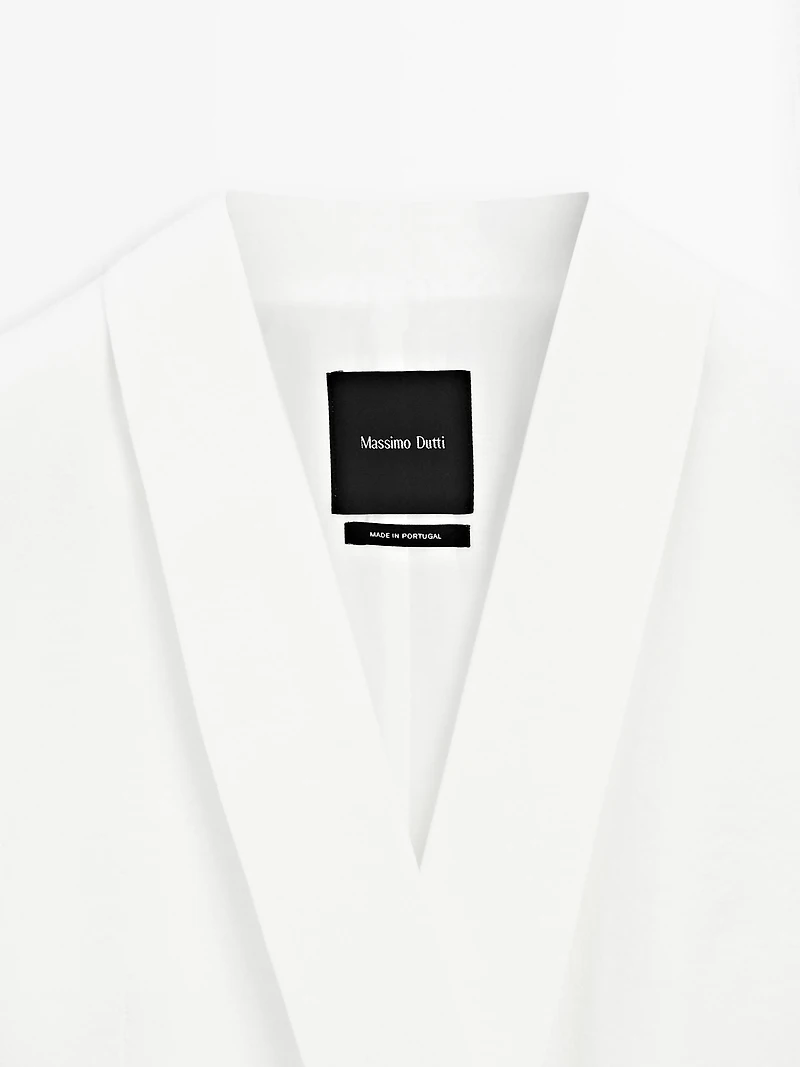 Linen blend waistcoat with tuxedo collar