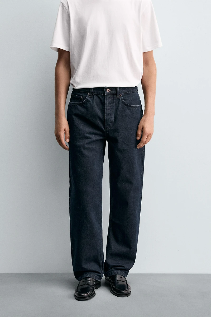 STRAIGHT FIT JEANS