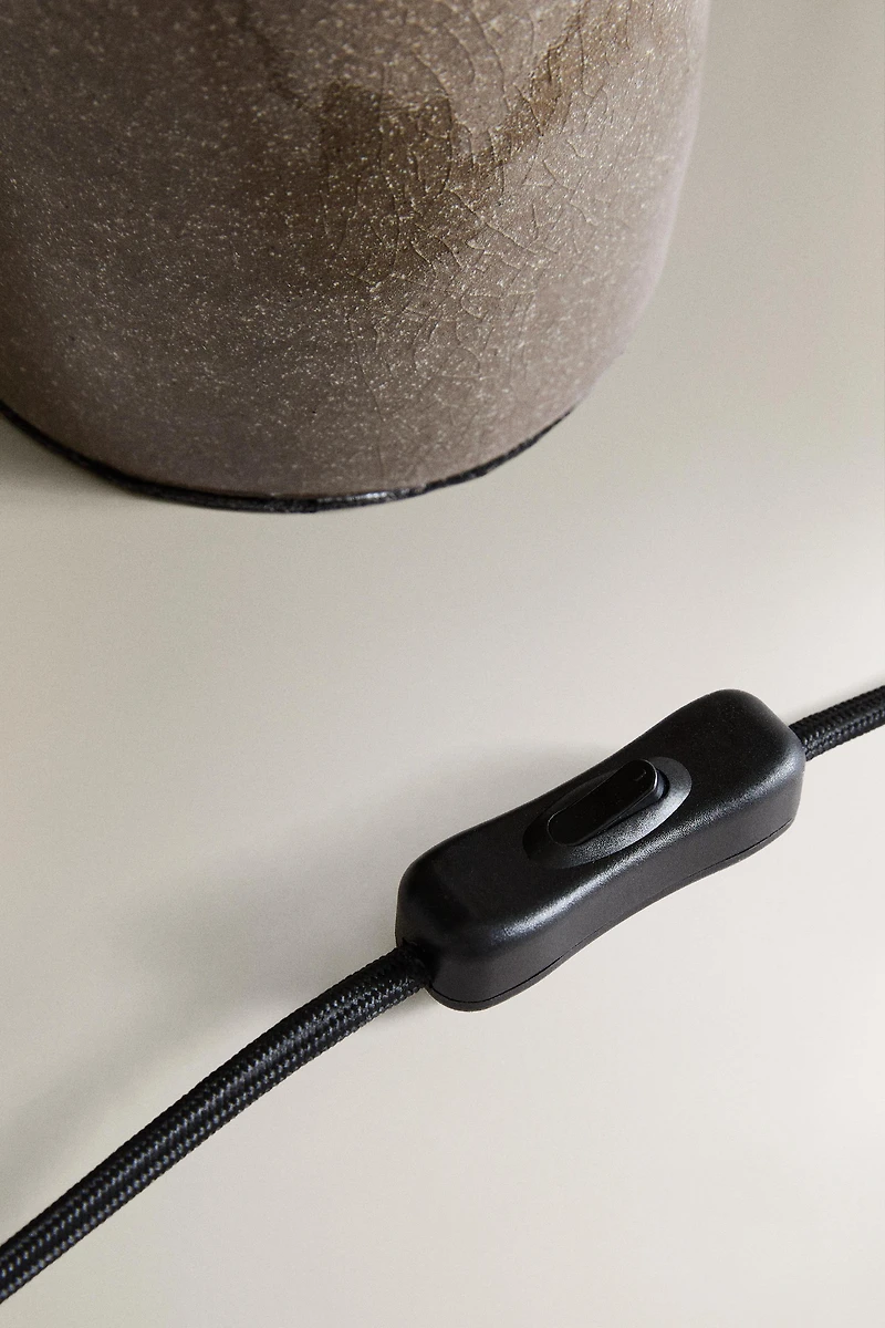 STONEWARE TABLE LAMP