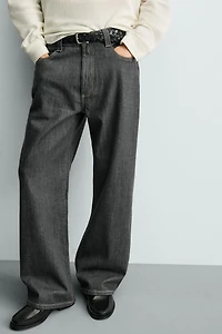 LOOSE FIT JEANS