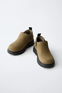 BOTTINES EN CUIR