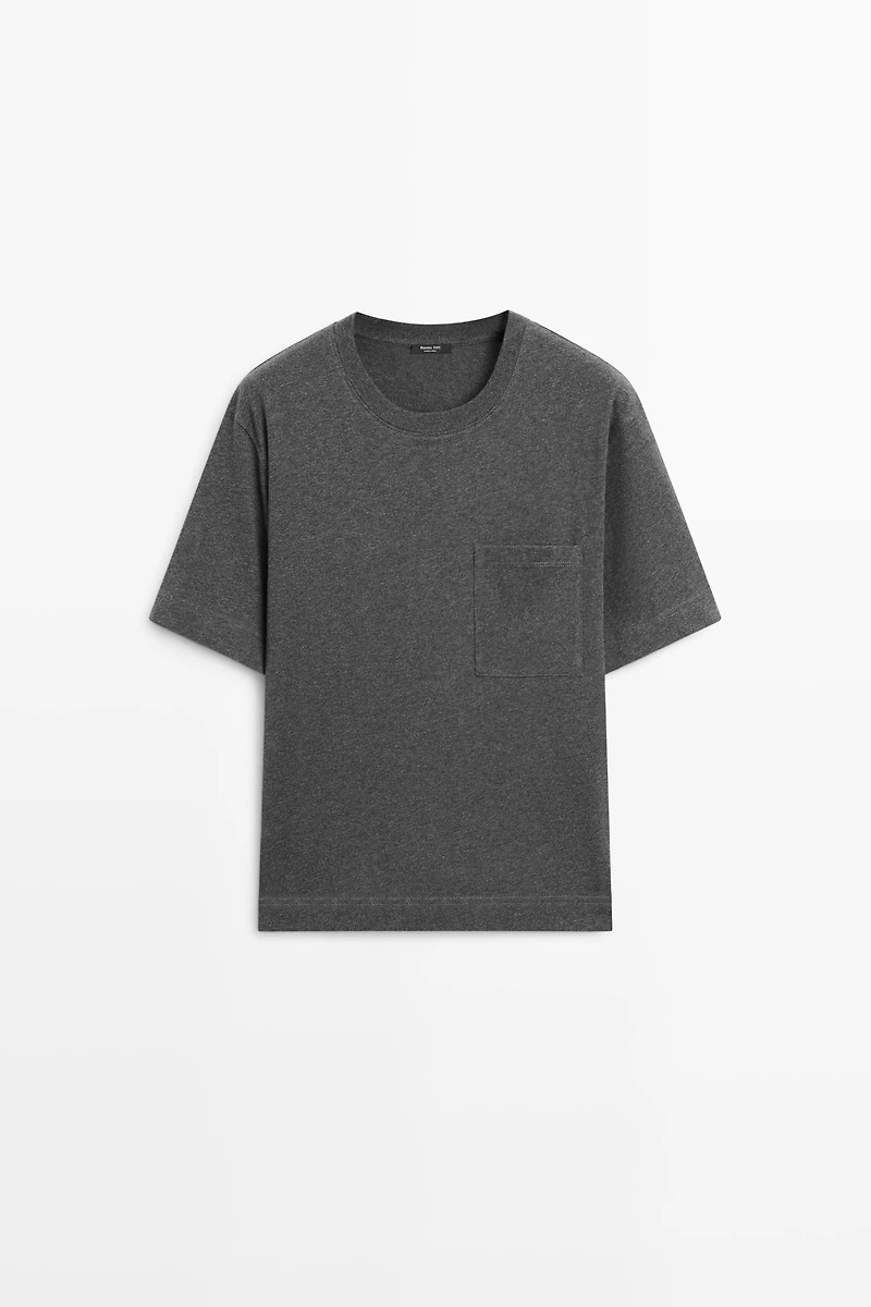 Short sleeve T-shirt with pocket detail