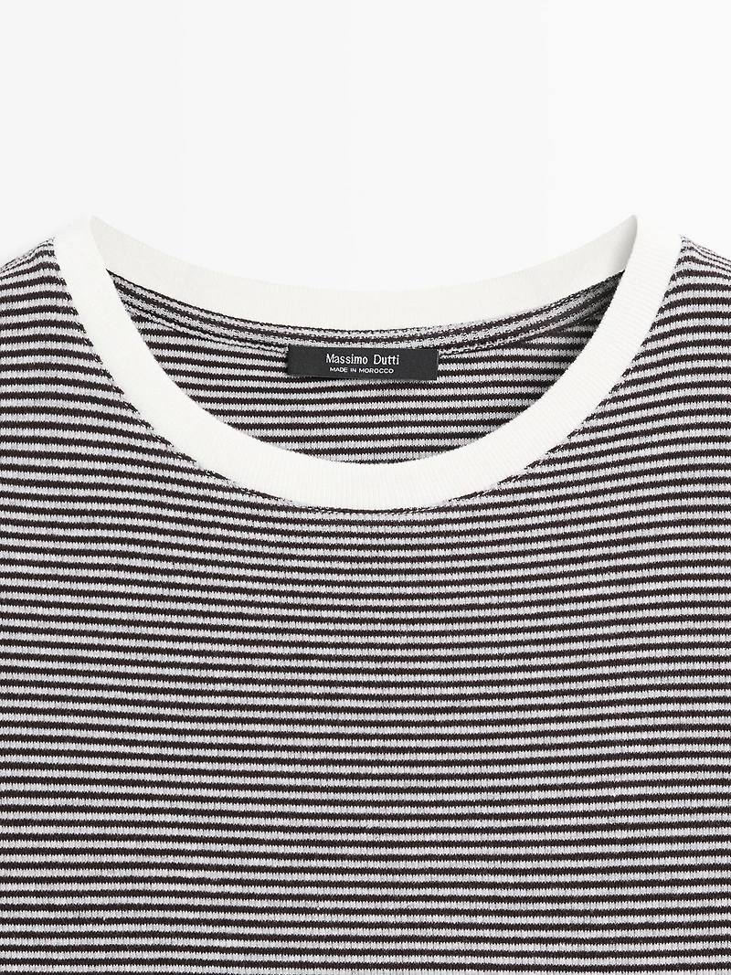 T-shirt à manches courtes contraste