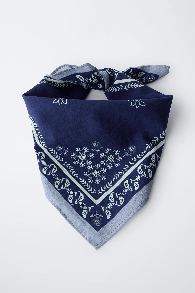 SQUARE FLORAL PRINT BANDANA