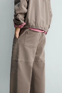 PANTALON DÉCONTRACTÉ À CLOUS