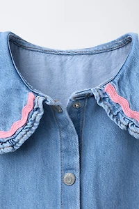 ROBE EN DENIM À COL CLAUDINE