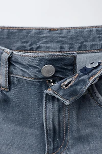 STRAIGHT LEG JEANS