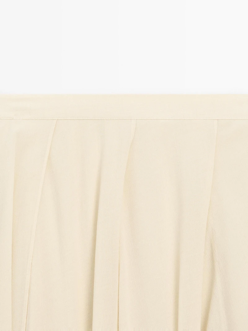 Flowing midi skirt with ruffles