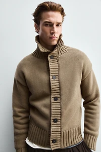 STRUCTURED KNIT CARDIGAN