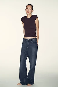 SLIM FIT SHORT SLEEVE T-SHIRT