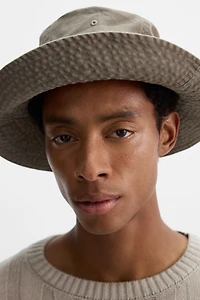 WASHED BUCKET HAT