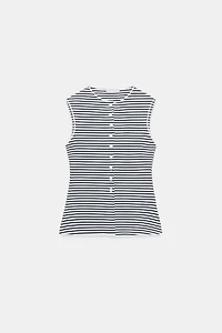 BUTTONED VEST TOP